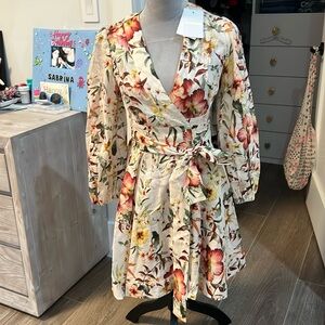 ZIMMERMAN dress size 0 US SIZE 4 brand new